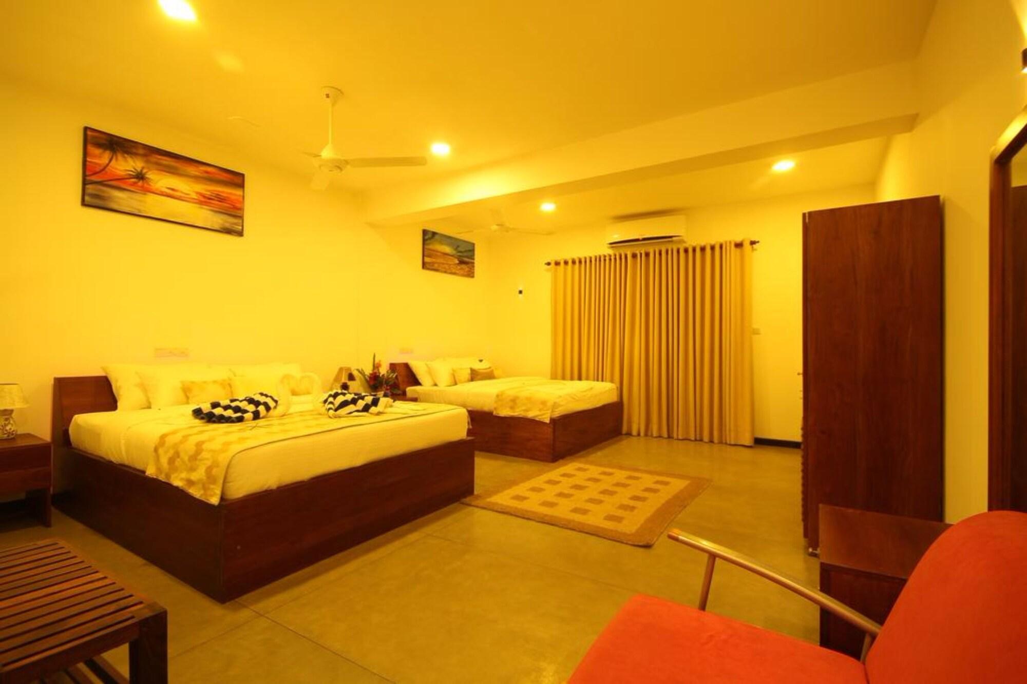 Hotel Sevonra Unawatuna Esterno foto