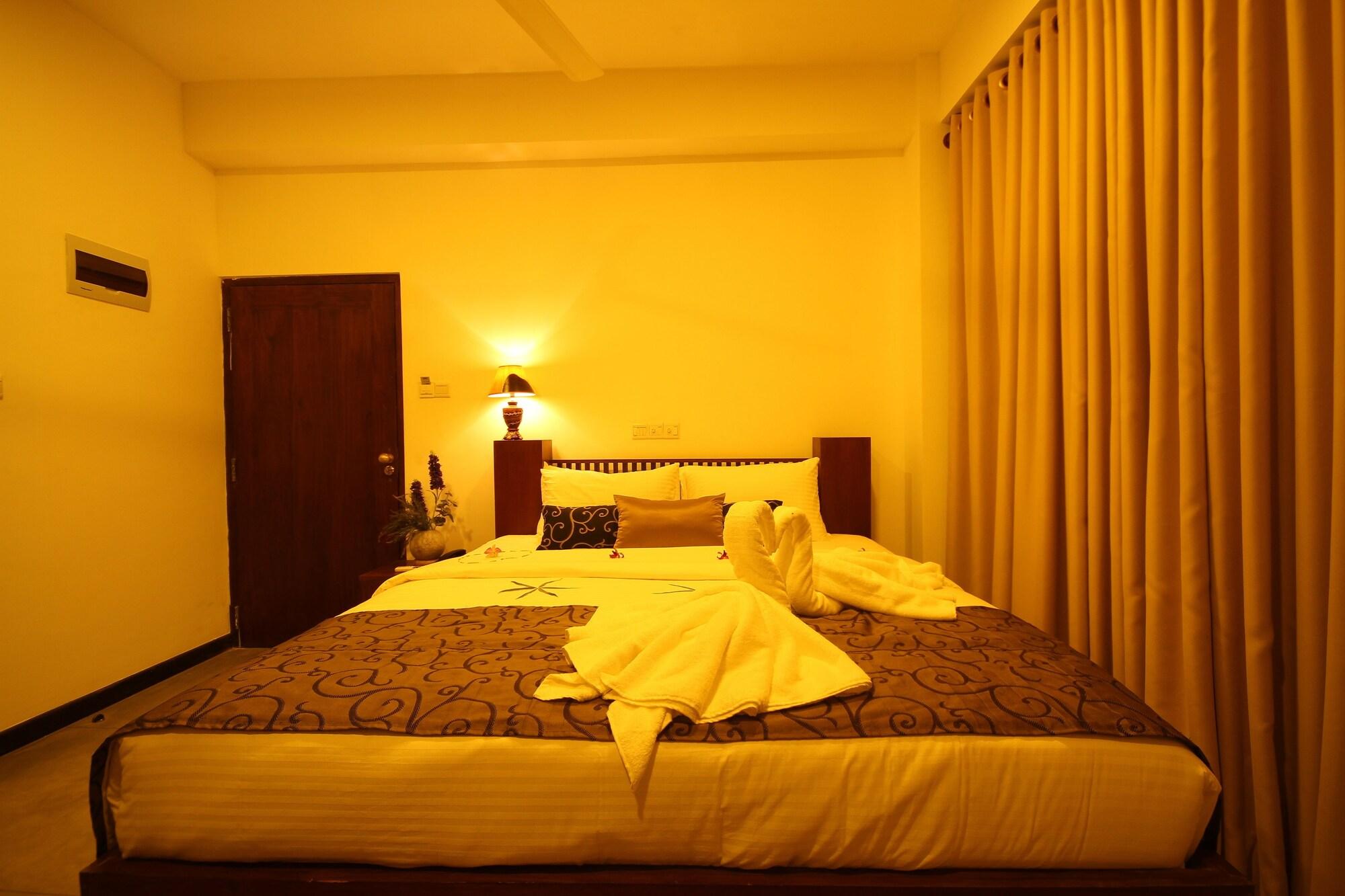 Hotel Sevonra Unawatuna Esterno foto