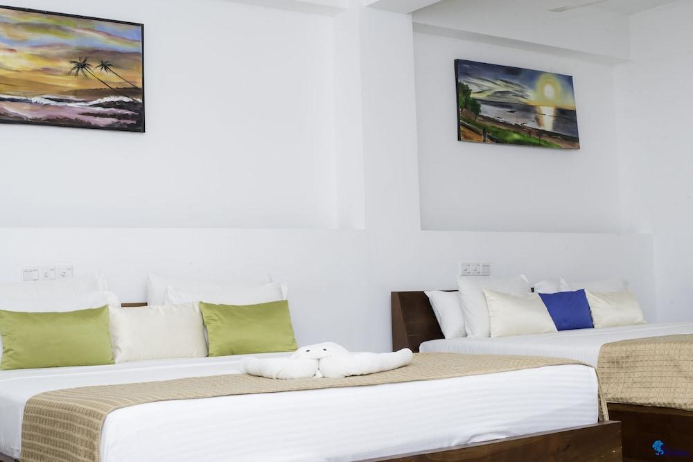Hotel Sevonra Unawatuna Esterno foto