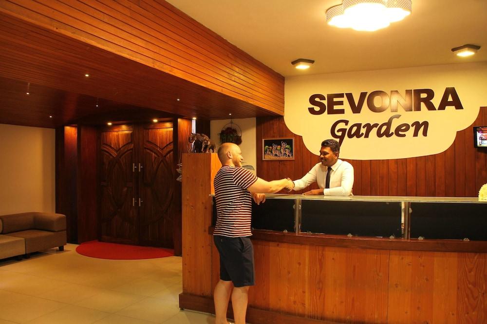 Hotel Sevonra Unawatuna Esterno foto